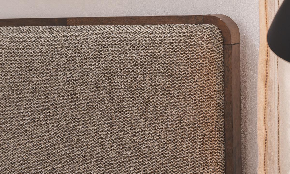 Abigail Floating Bed King
Pristine Café au Lait