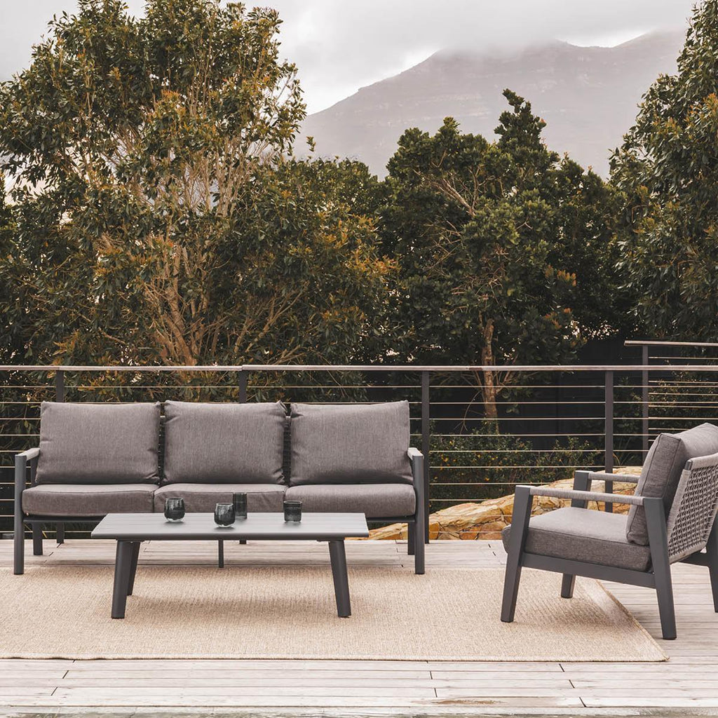 Vista Outdoor Sofa Set