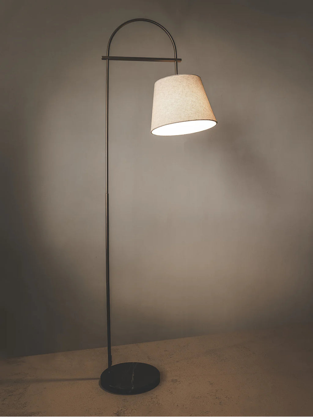 Duncan Floor Lamp in Linen