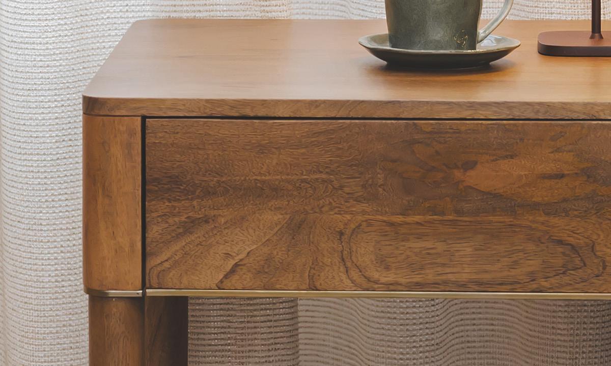 Siena Console
Nutmeg