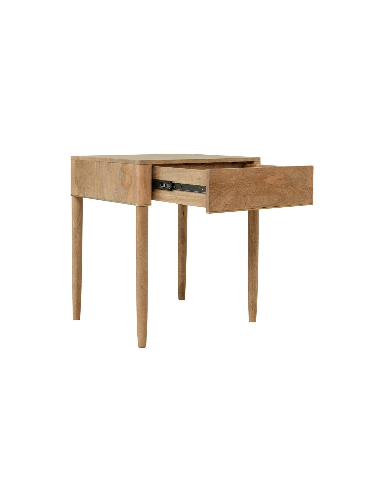 Siena Nightstand Med
Nutmeg