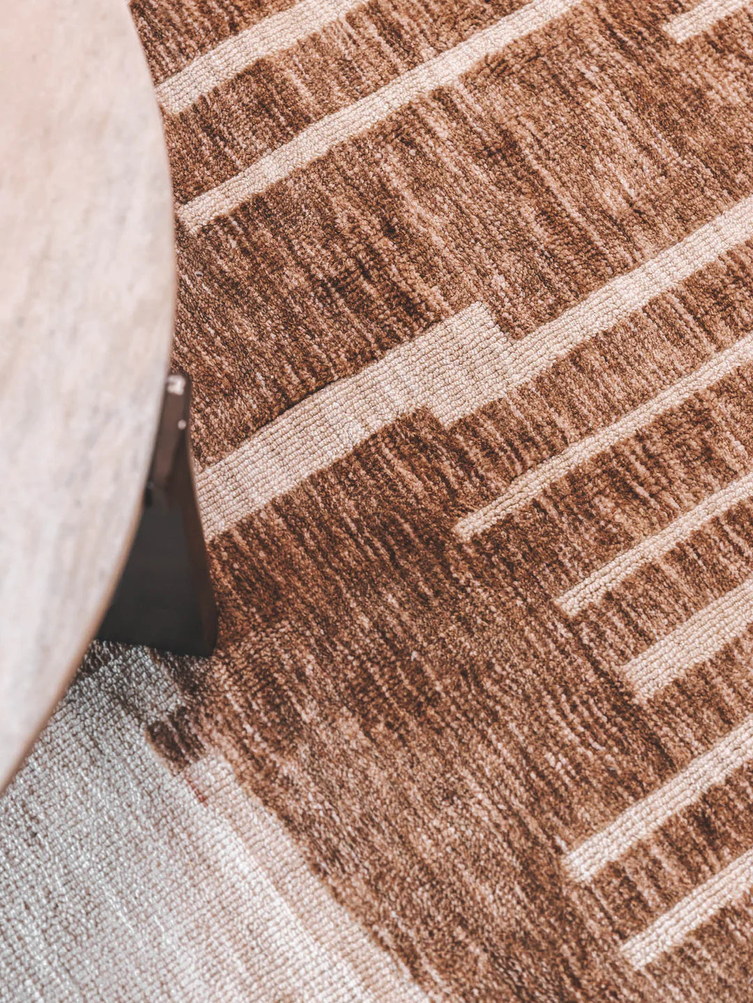 Glimpse Rug in Bronze