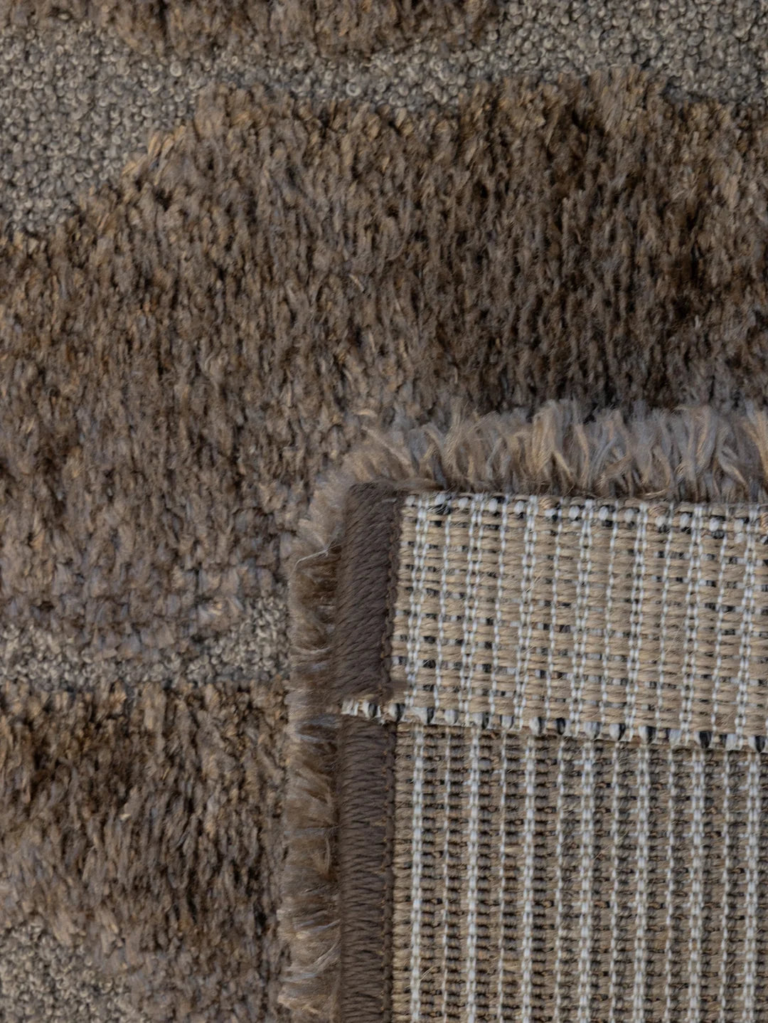 Gusto Rug in Bronze