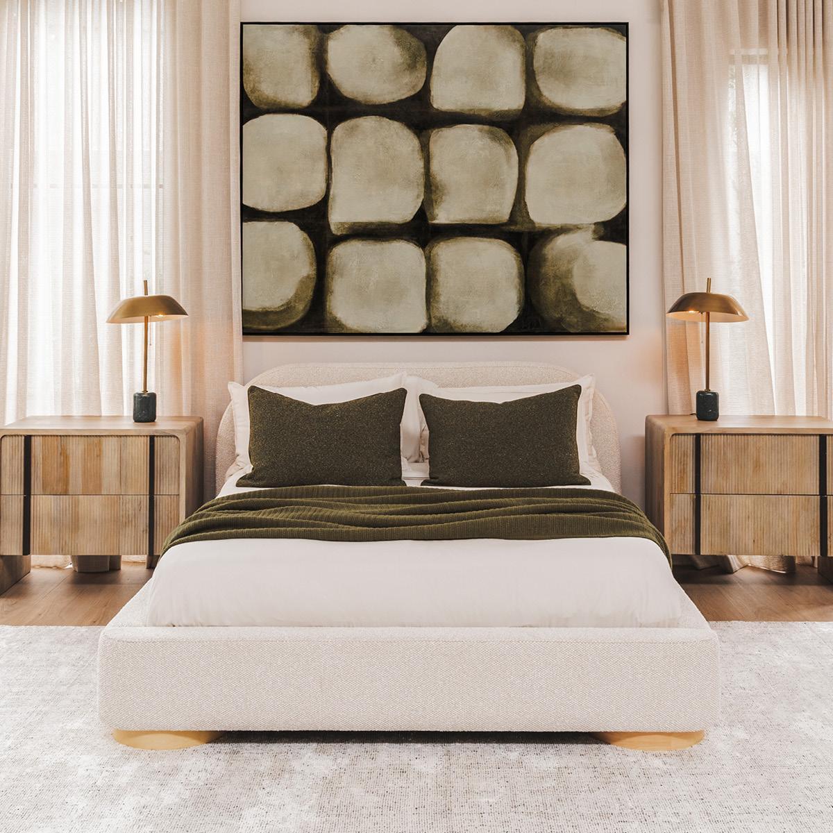 Suzanna Bed King
Pristine Natural