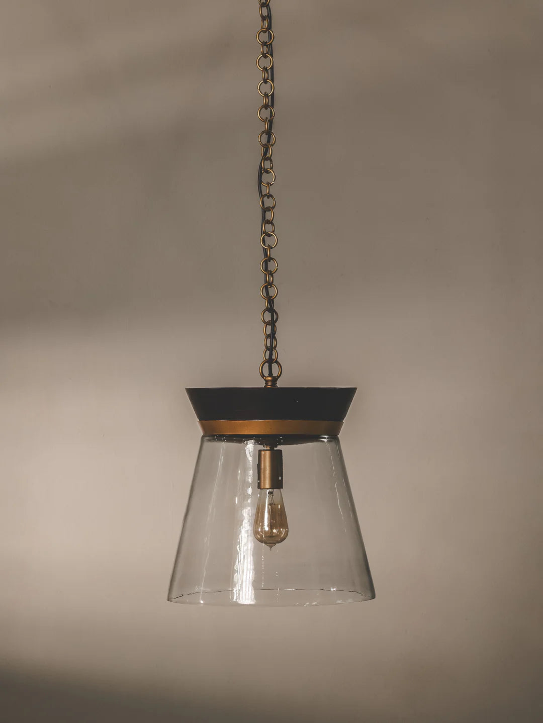 Duskmere Pendant in Clear