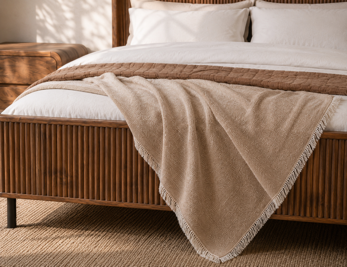 Elle Throw in Oatmilk