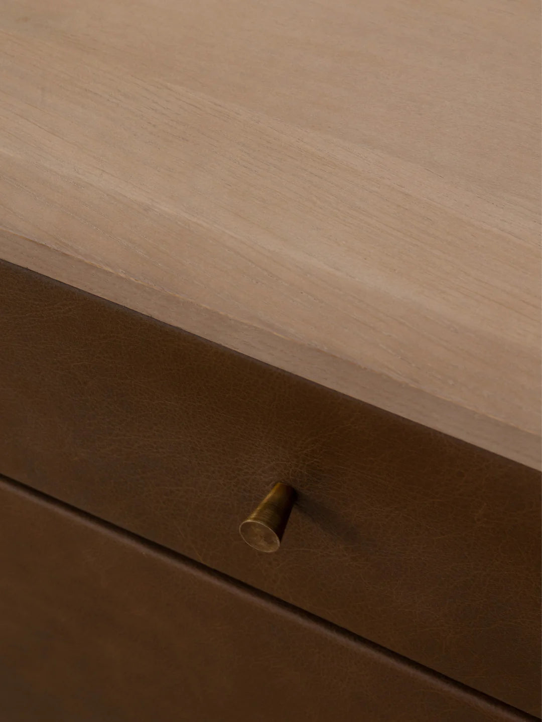 Memphis Oak Nightstand in Mocha