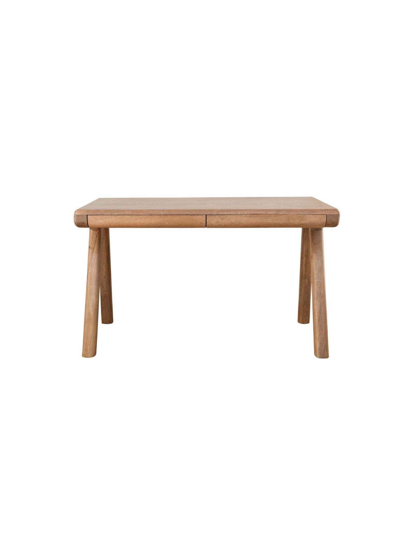 Valor Desk
Nutmeg