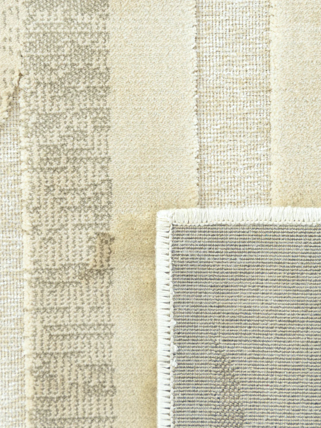 Astoria Rug in Loft