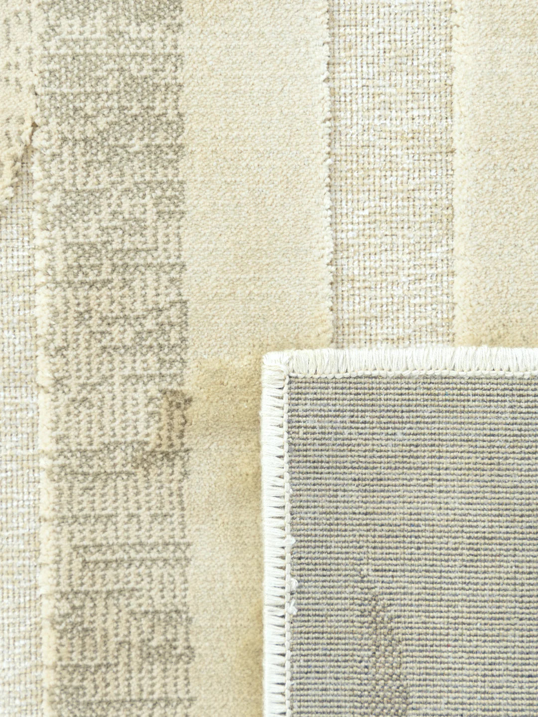 Astoria Rug in Loft