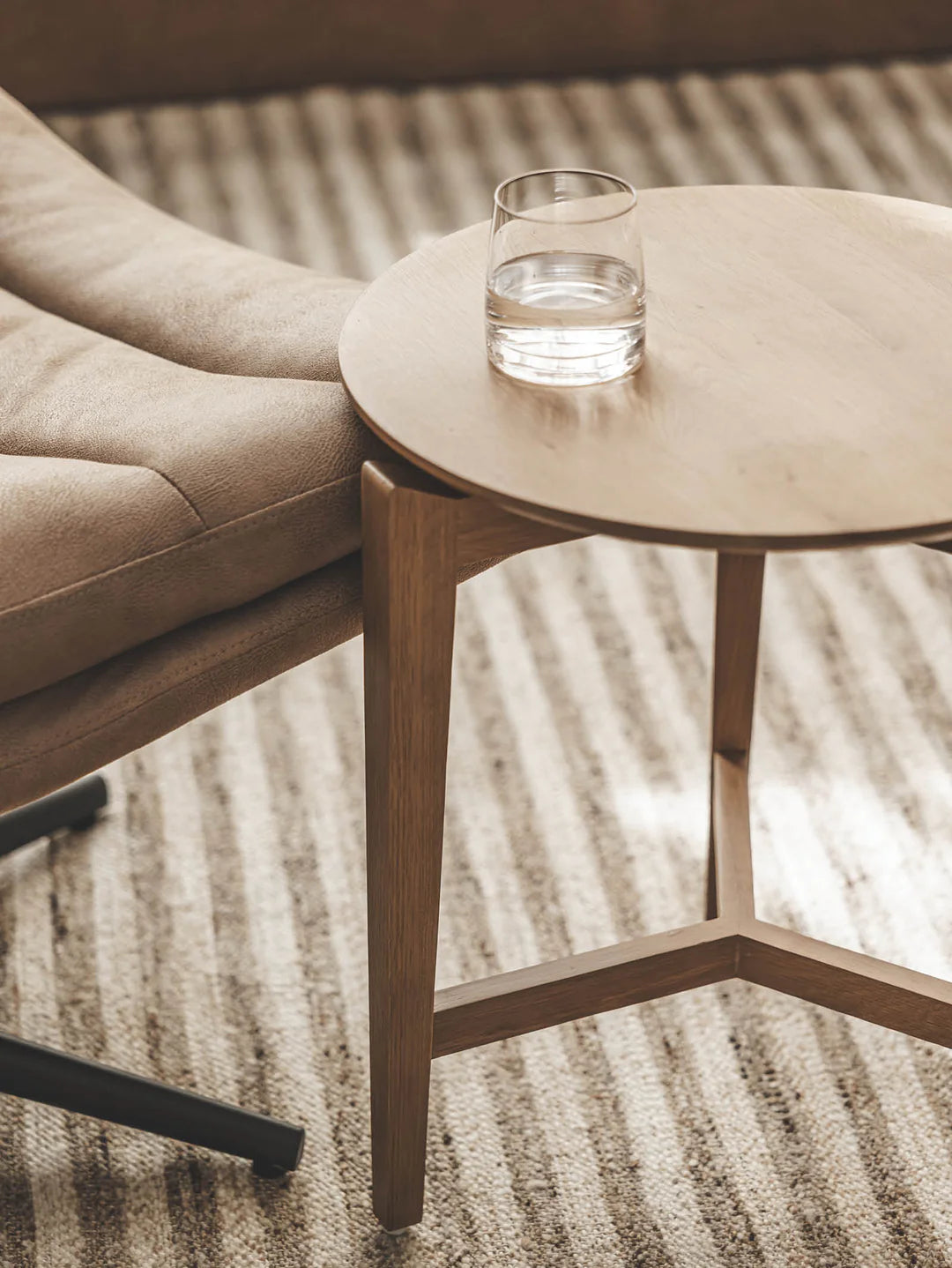 Molteno Oak Table in Ginger