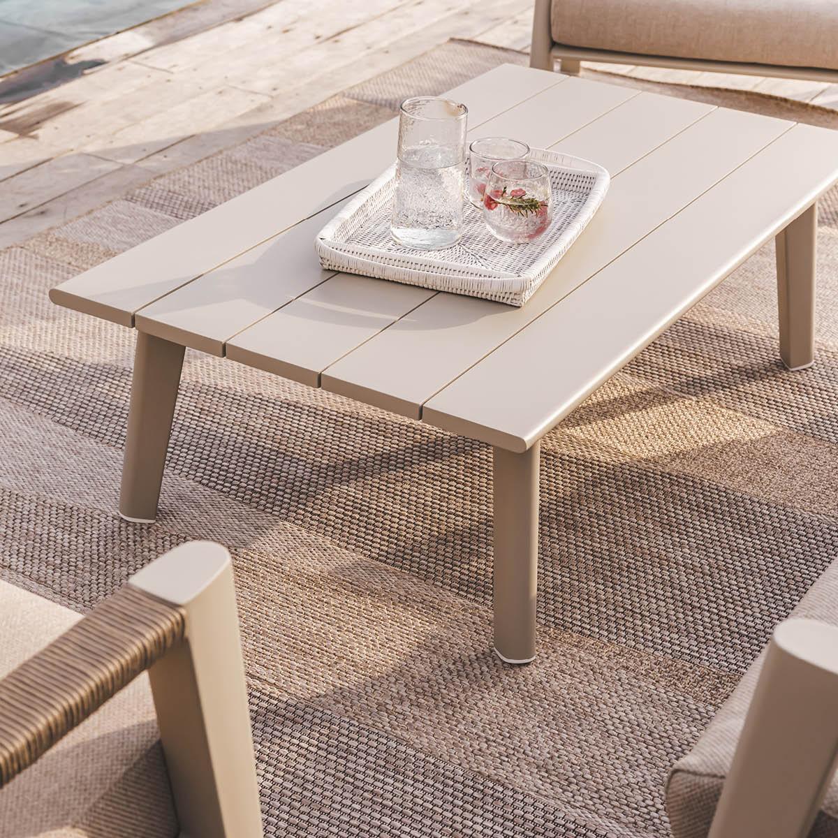 Vista Outdoor Sofa Set