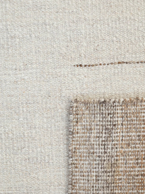 Atrium Rug in Ecru