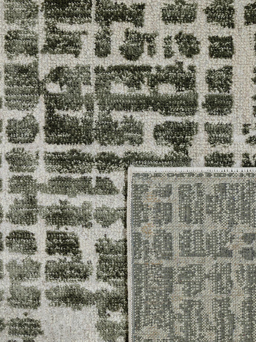 Aria Rug in Evergreen