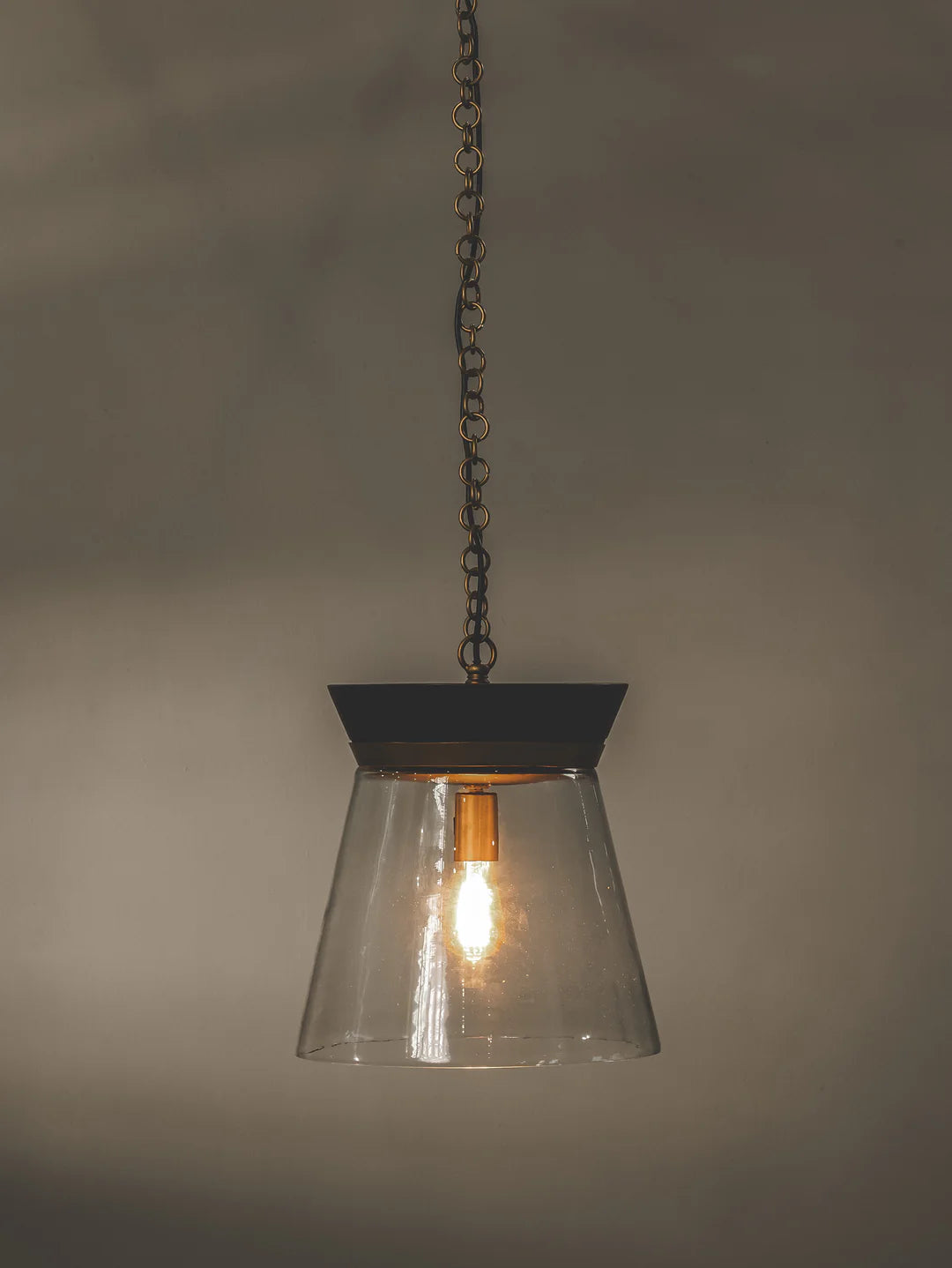 Duskmere Pendant in Clear