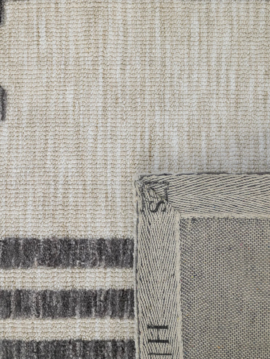 Glimpse Rug in Slate