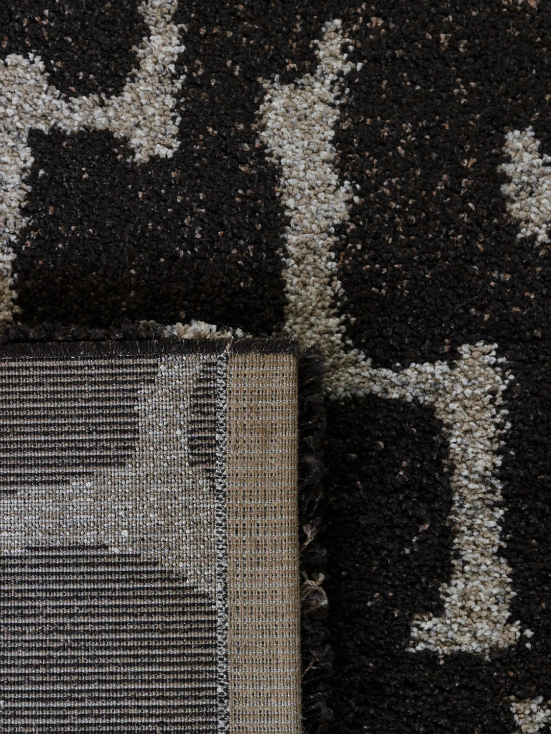 Amani Rug in Grounded