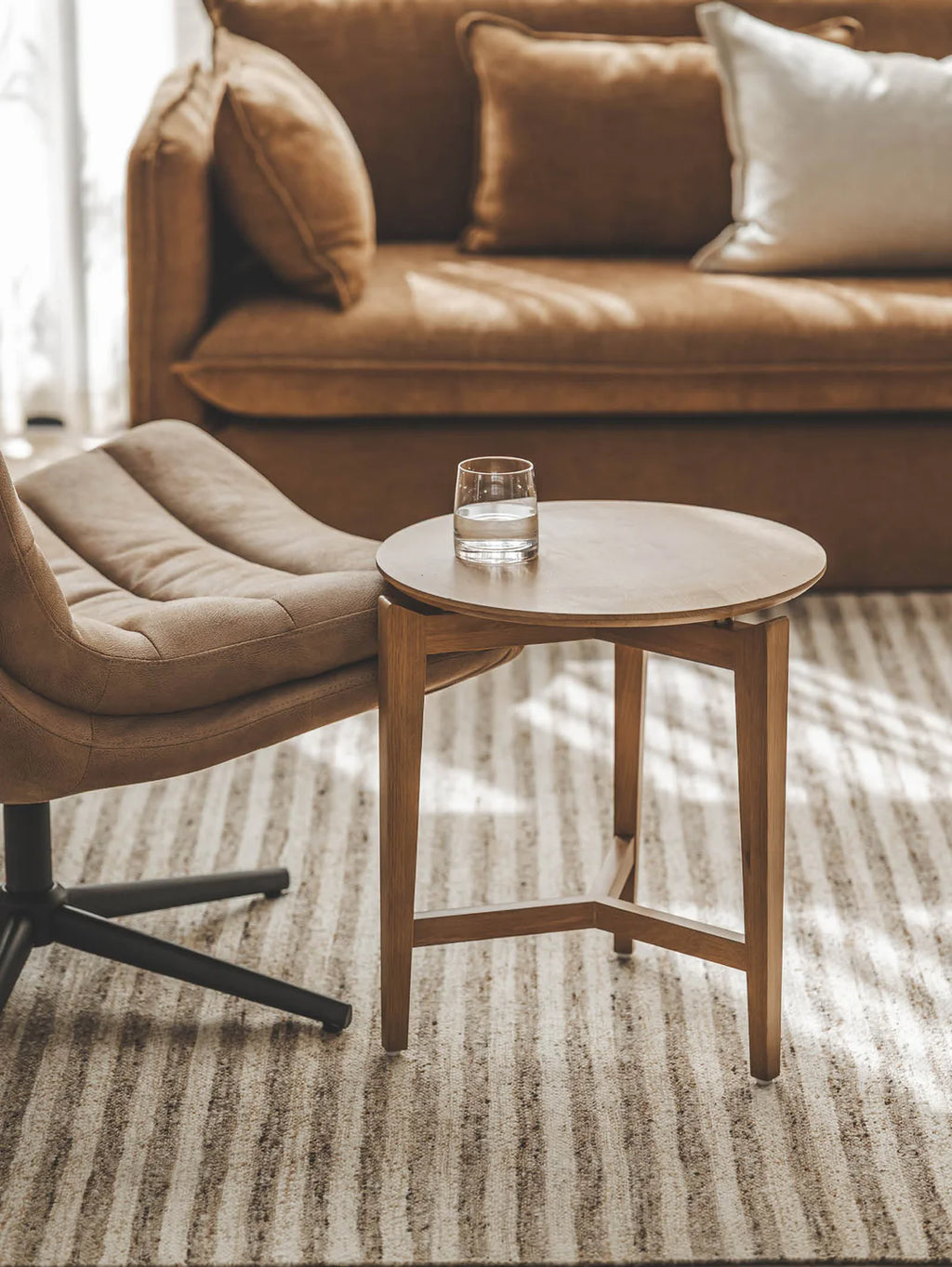 Molteno Oak Table in Ginger
