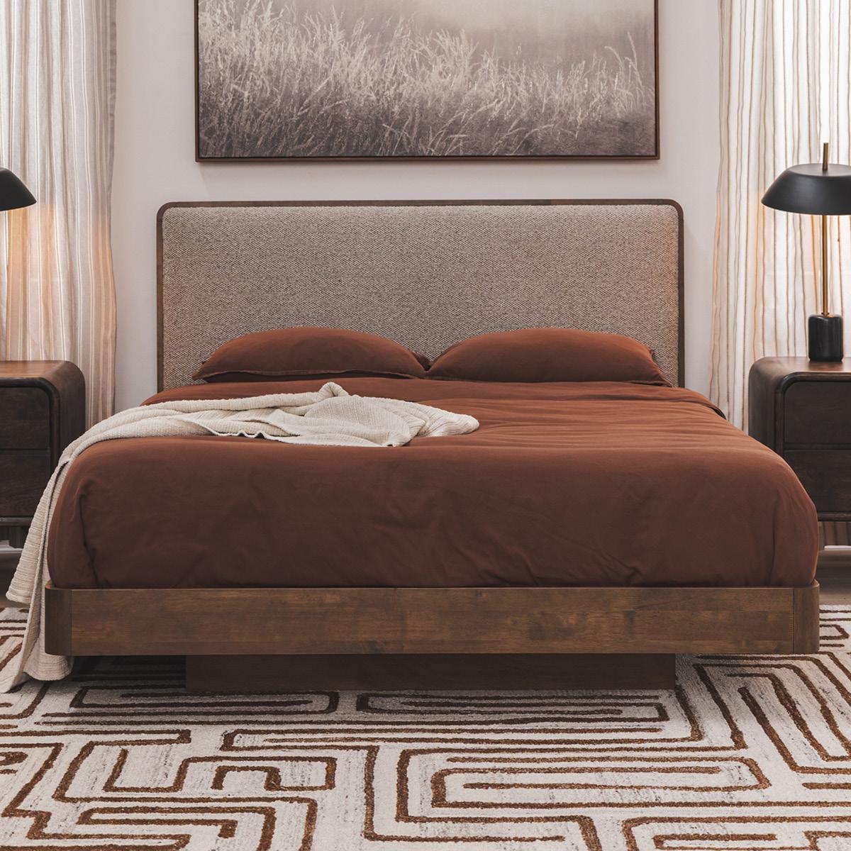 Abigail Floating Bed King
Pristine Café au Lait