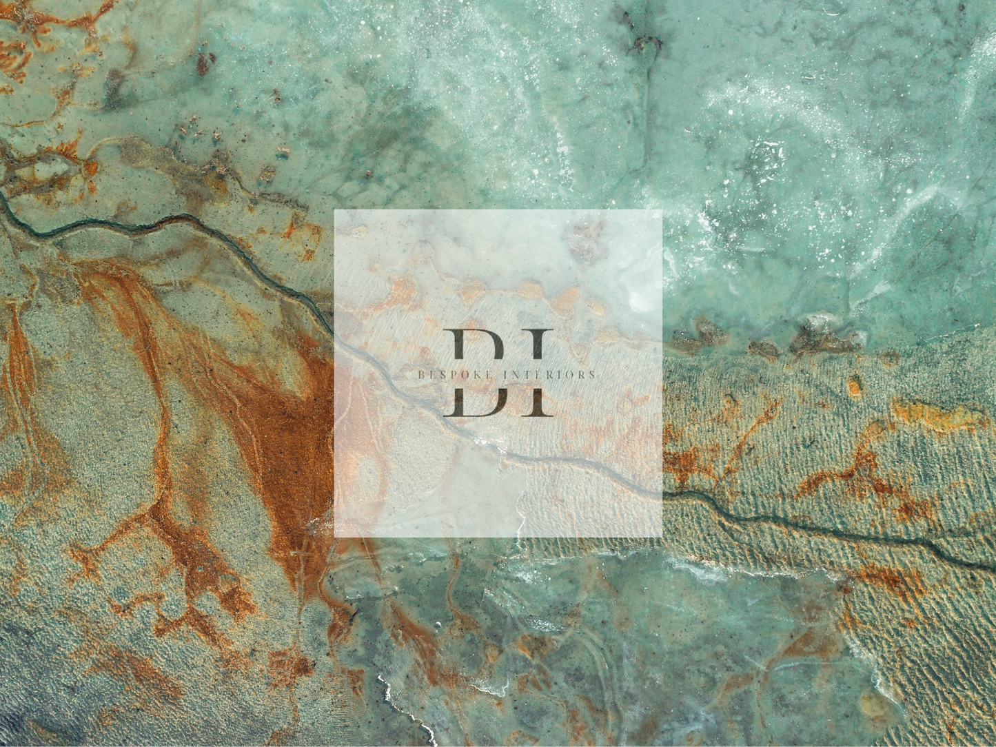 Wallpaper Lush stone